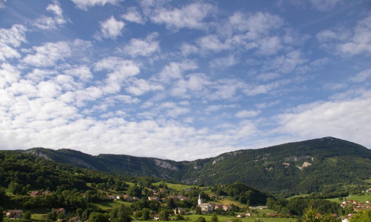 Hotel Pierre Blanche Chatillon-en-Michaille Dış mekan fotoğraf